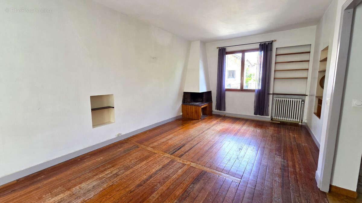 Maison à HOUILLES