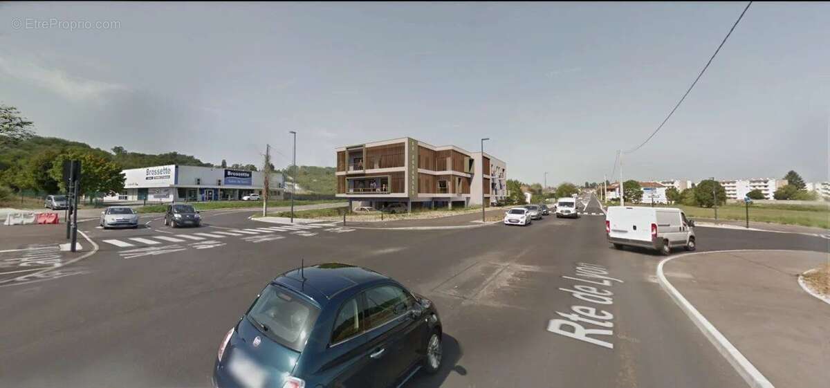 Commerce à BOURGOIN-JALLIEU