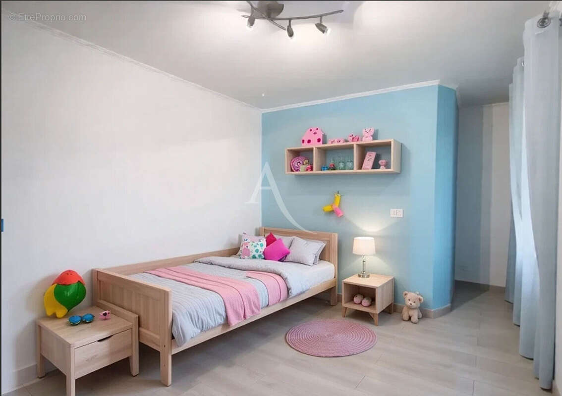 Maison à OZOIR-LA-FERRIERE