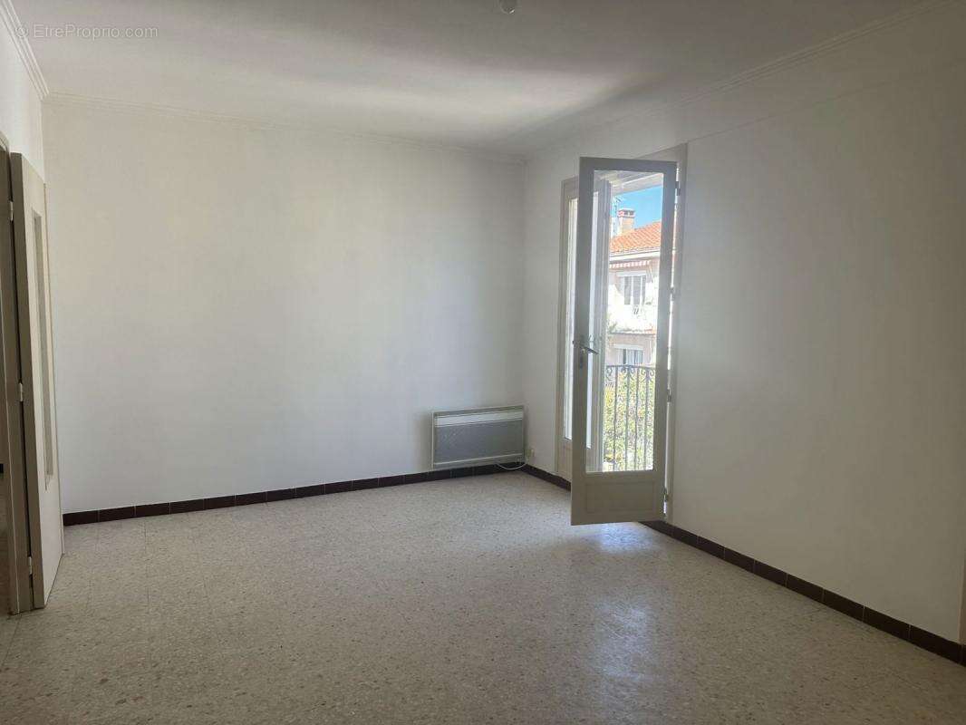 Commerce à PERPIGNAN