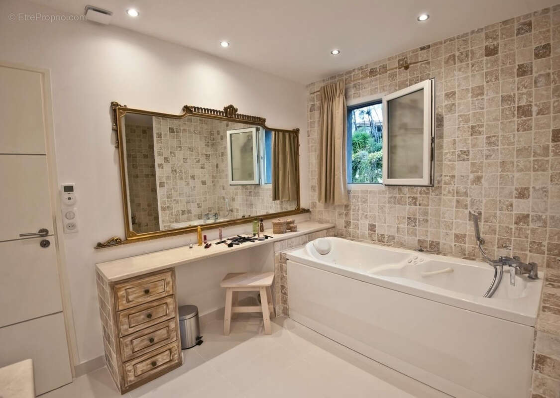 Maison à SANARY-SUR-MER