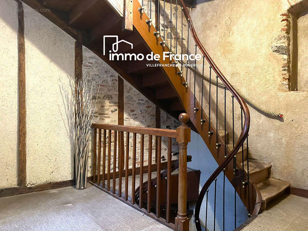 Maison à VILLEFRANCHE-DE-ROUERGUE