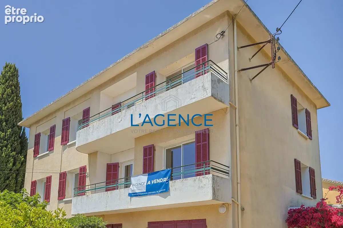 Appartement 5 pièces de 112m2 avec terrasse, jardin et stationement au calme absolue - photo 3