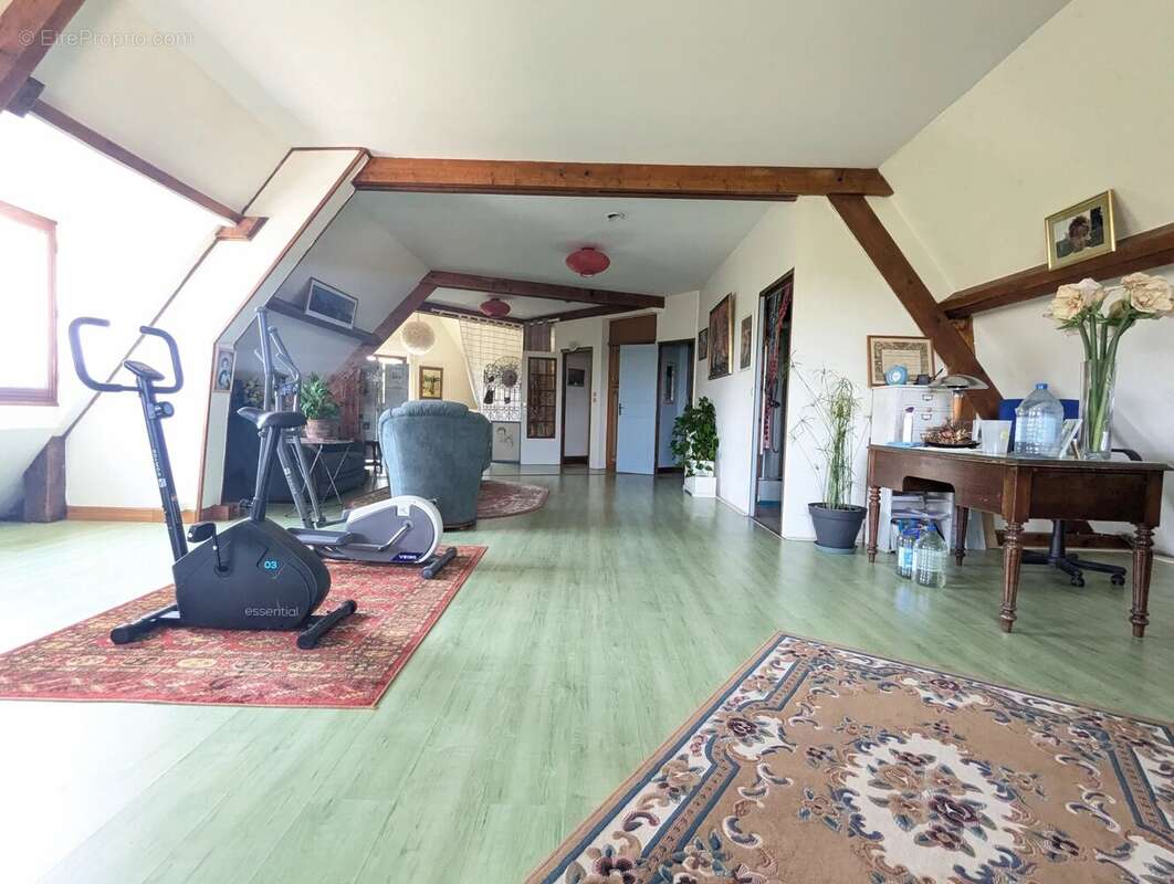 Maison de 205 m² sur sous-sol complet ! - photo 17