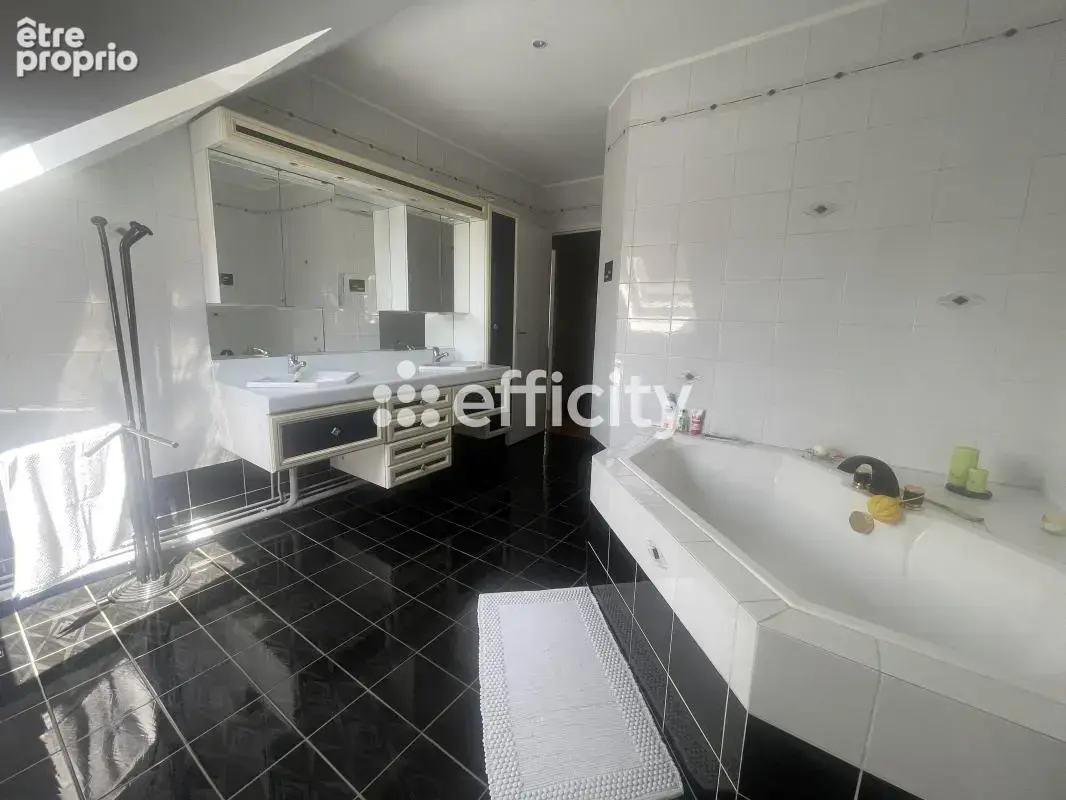 Maison 6 pièces 210 m² à vendre à Phalempin (59133) - photo 18