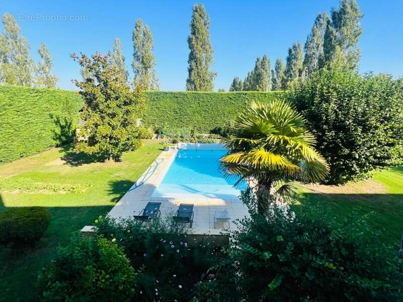 Maison à CHATELLERAULT