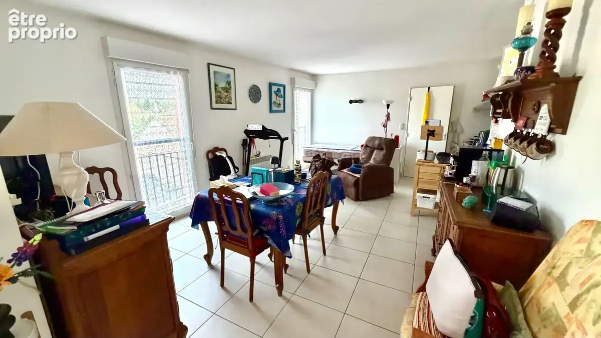 Appartement de type T2 avec  terrasse et parking privatif. - photo 4