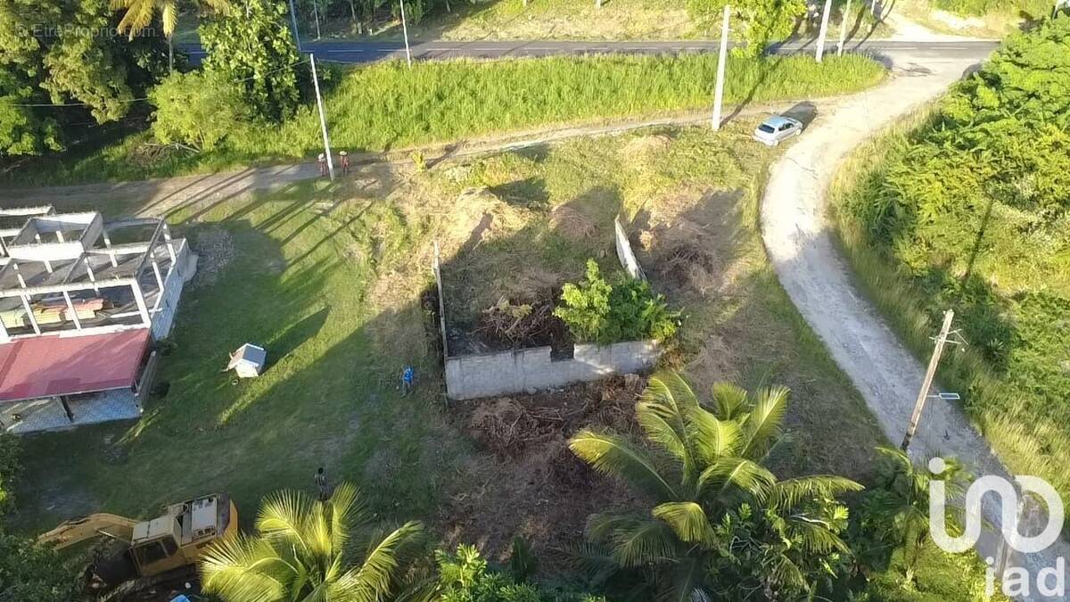 Photo 1 - Terrain à GRAND-BOURG