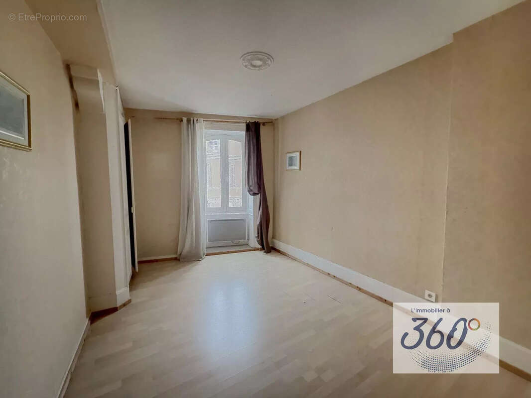 Appartement à LONS-LE-SAUNIER