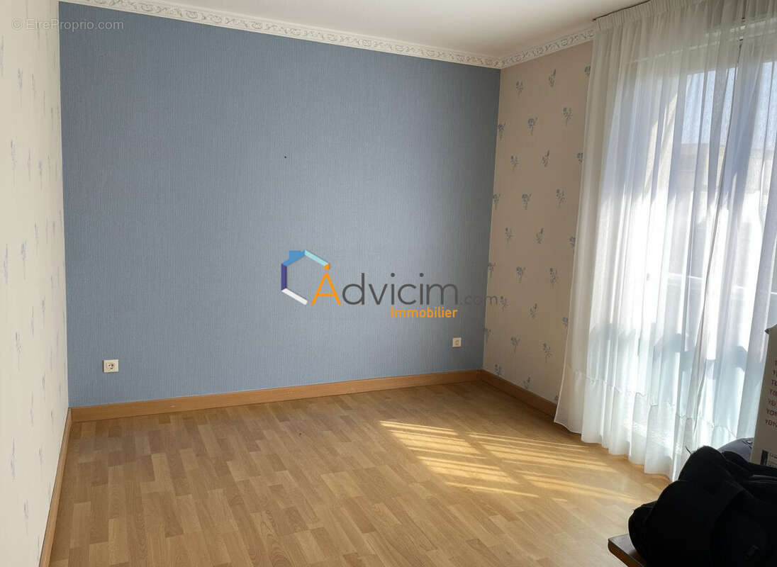 Chambre - Appartement à OLIVET