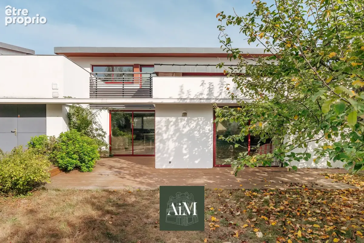 Maison d’architecte à vendre à Vannes   Rive gauche - photo 2