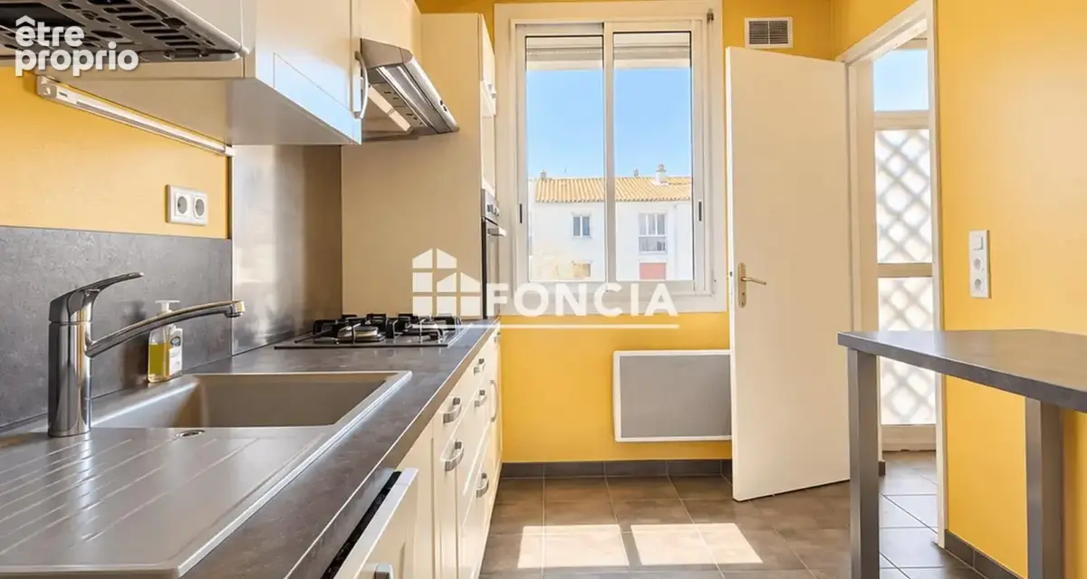 Perpignan, Moulin à Vent : un T3 bis de 70 m² avec terrasse, cave et sans travaux à prévoir - photo 4