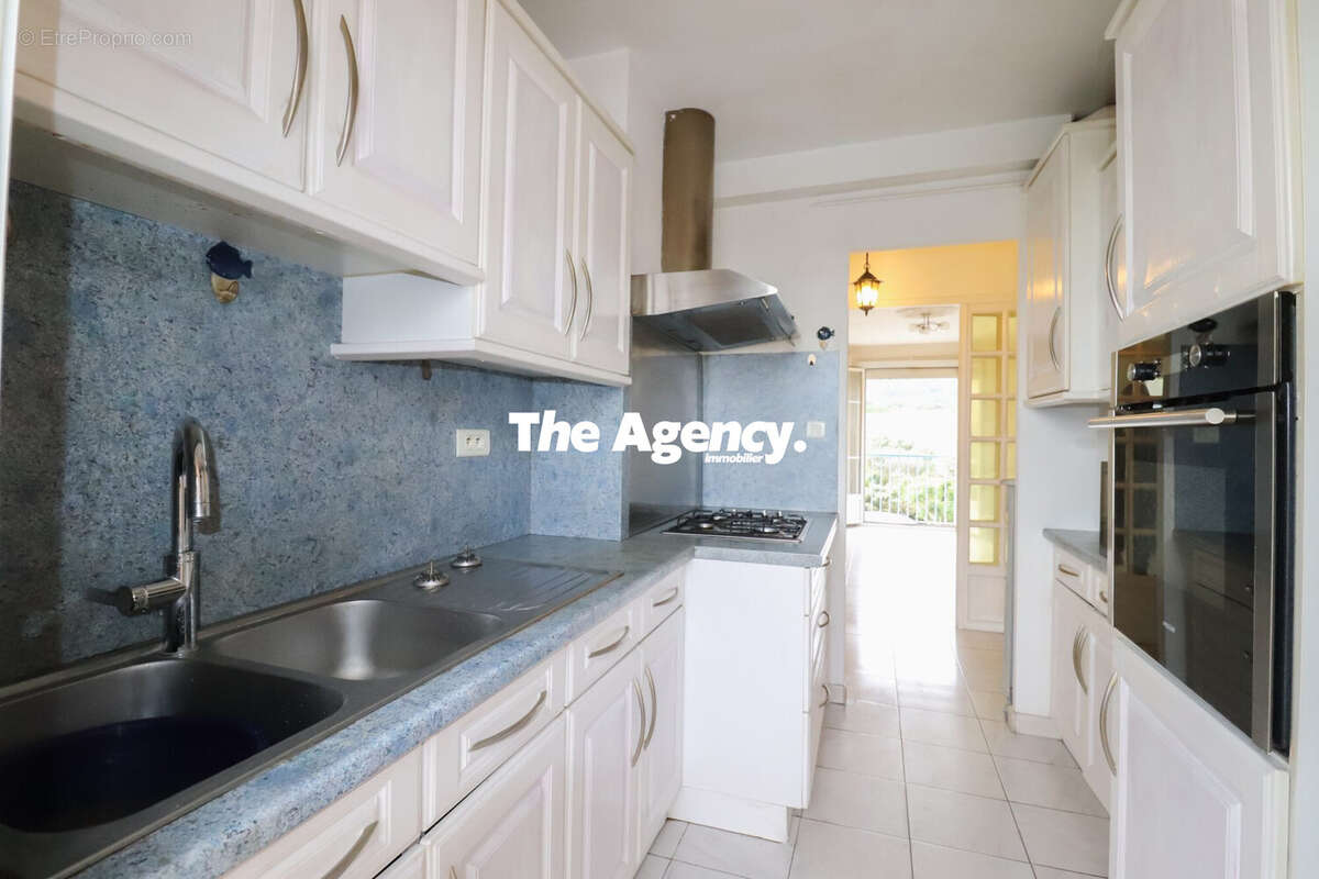 Appartement à MARSEILLE-8E