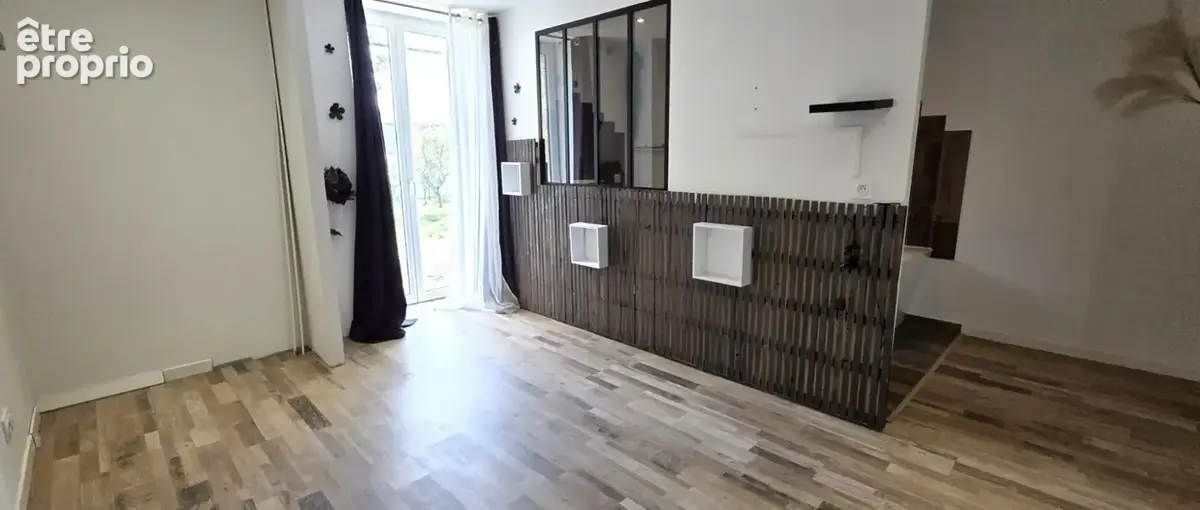Maison familiale en pierre de 196 m² - petit failly– 4 chambres  – pièce de vie de 73 m² – près de 1 600 m² de foncier – grange  - photo 10