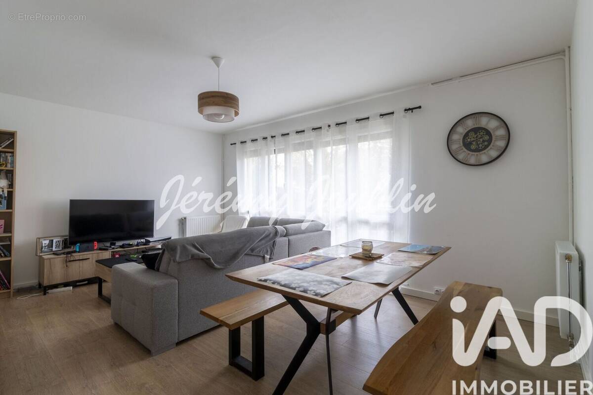 Photo 1 - Appartement à BEAUMONT-SUR-OISE