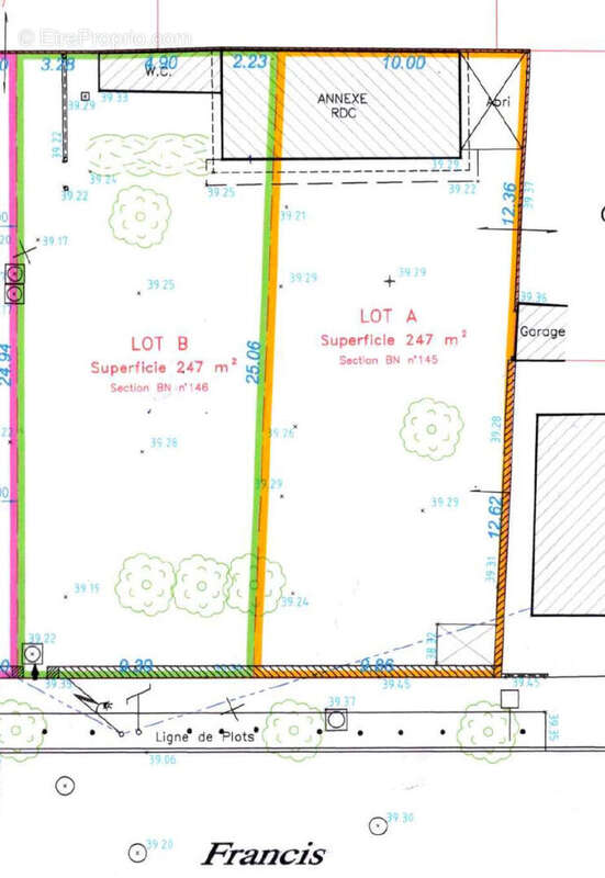 Terrain à SAINT-MAUR-DES-FOSSES