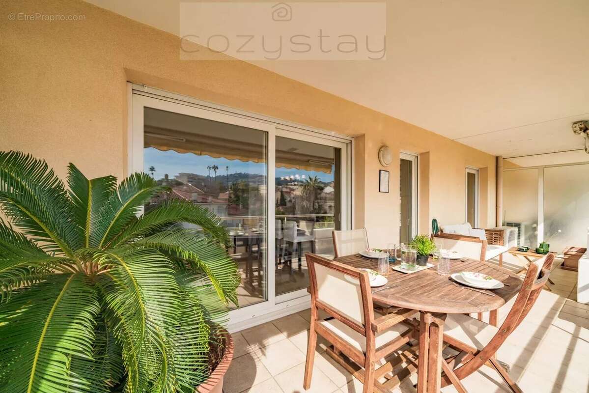 Appartement à CANNES