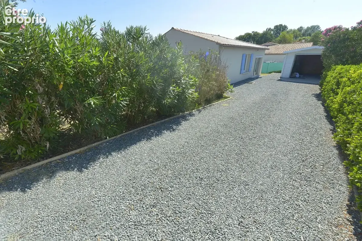 Maison 110 m² à Saint-Georges-De-Didonne  - photo 9