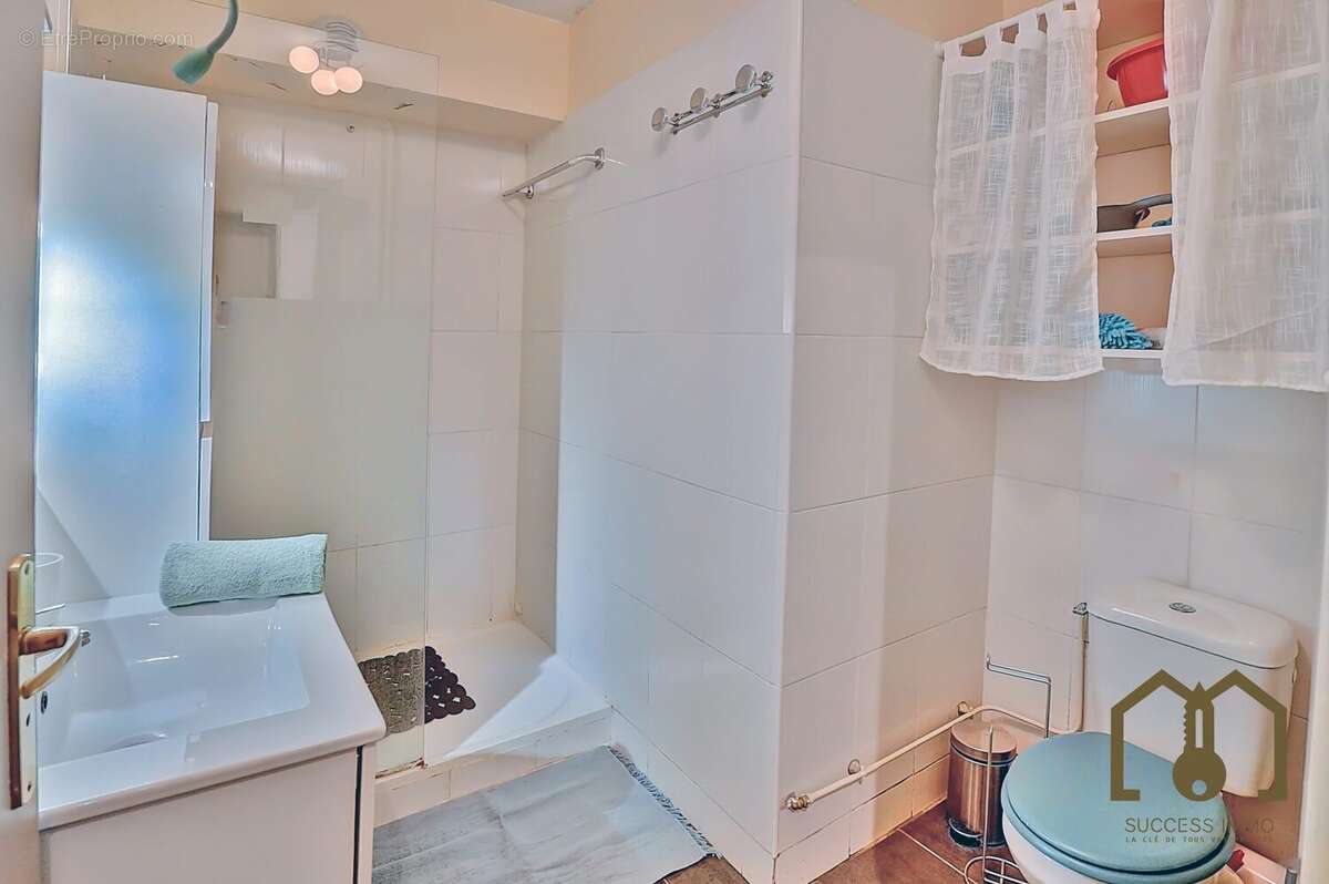 Appartement à LYON-8E