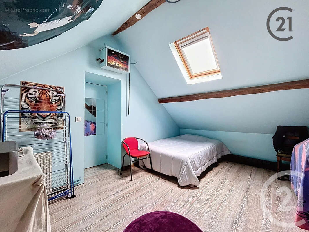 Maison à VILLEBOUGIS