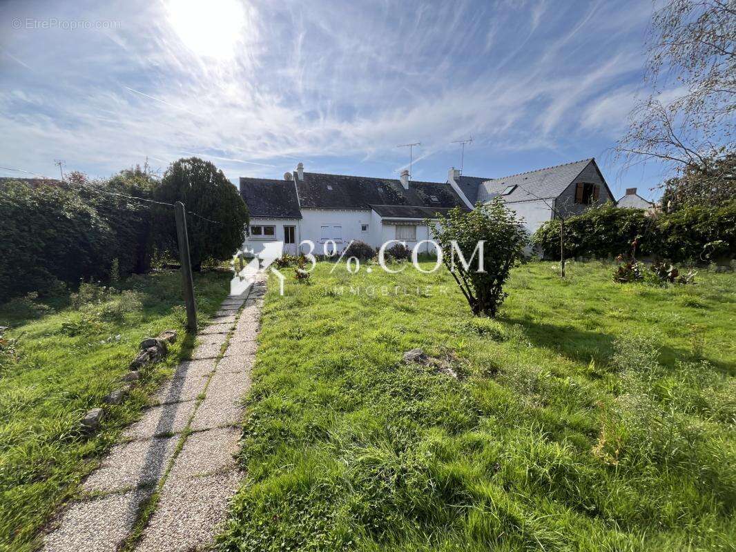 Maison à SAINT-MALO-DE-GUERSAC