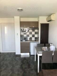 Exclusivite - t2 d'env. 31 m² meublé pour 4 couchages avec terrasse et parking. - photo 4