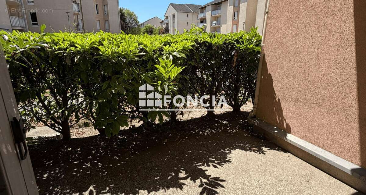 LE BOURGET RER – Résidence récente et sécurisée – Magnifique 3 pièces avec petite terrasse exposée SUD OUEST et parking - photo 8
