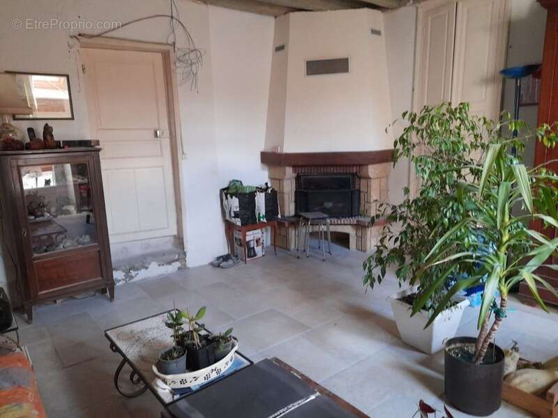 Maison à COSNE-COURS-SUR-LOIRE