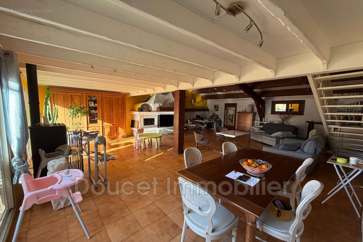 Maison à MAUREILHAN