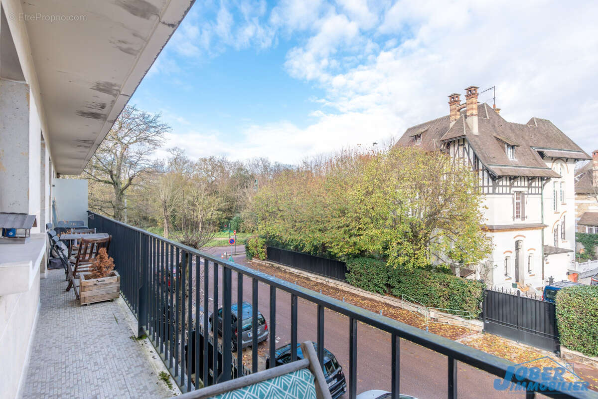 Appartement à NOGENT-SUR-MARNE