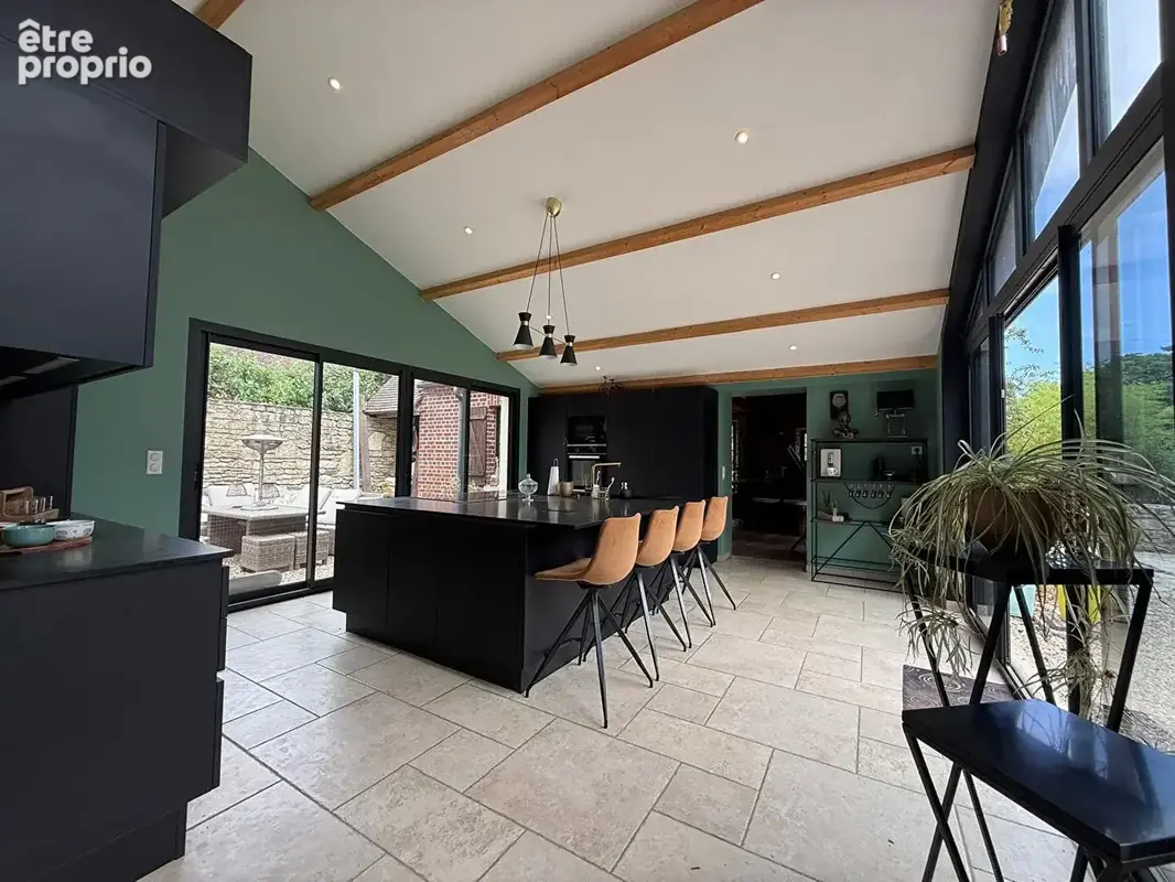 Maison Cernoy 7 pièce(s) 213 m2 - photo 2