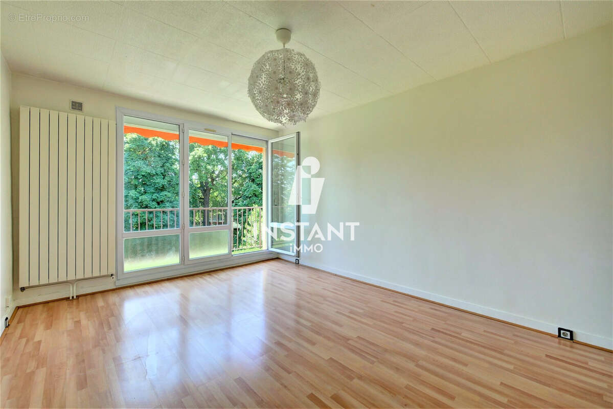 Appartement à LIMEIL-BREVANNES