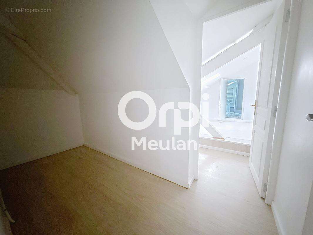 Appartement à MEULAN