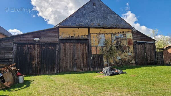 Maison à GRANDVILLIERS