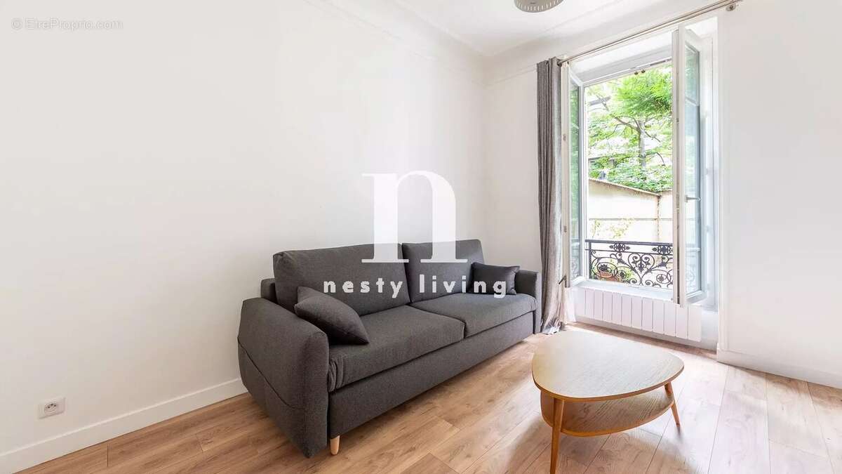 Appartement à NEUILLY-SUR-SEINE