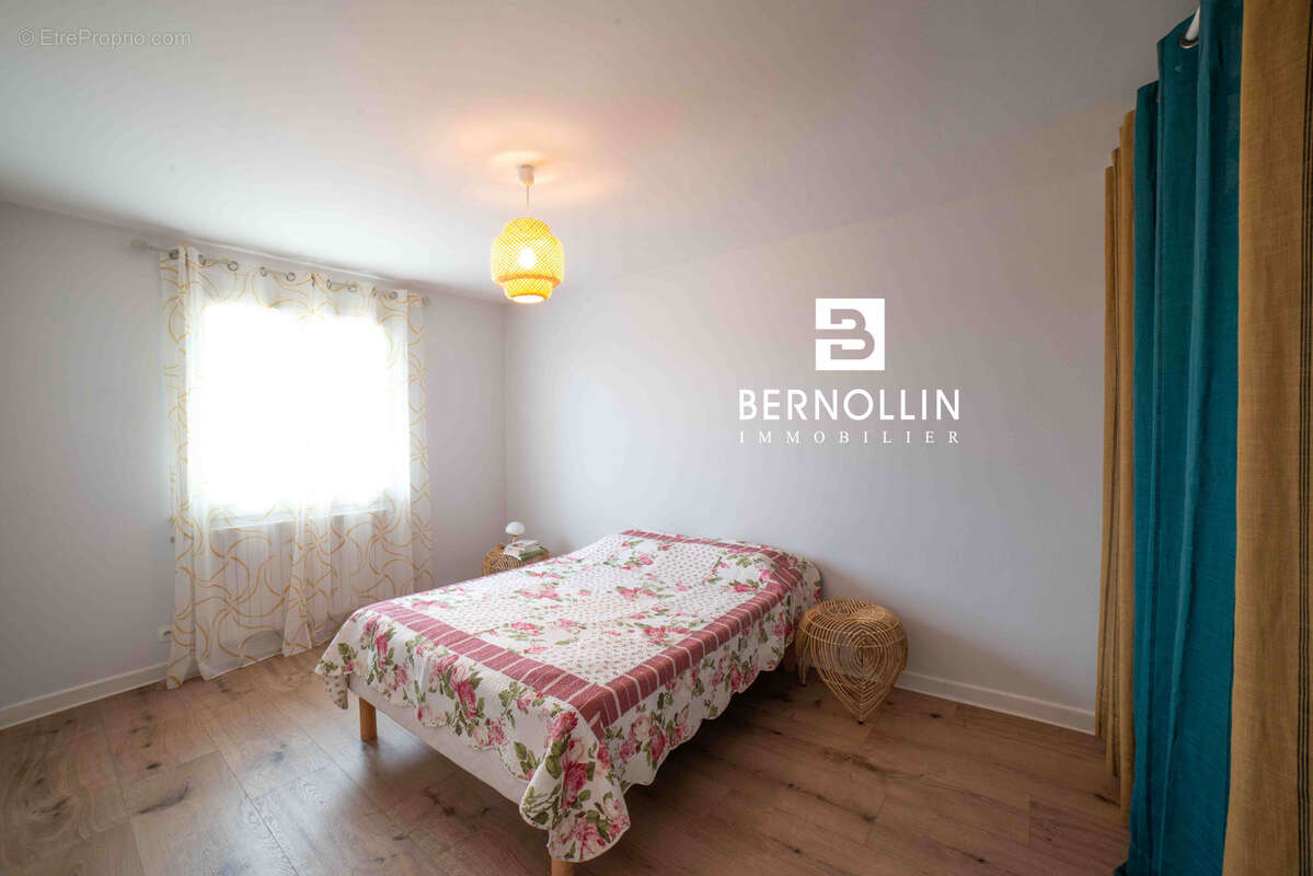 JASSERON   Villa familiale au calme avec grand terrain arboré à seulement 15 minutes de Bourg-en-Bresse - photo 16