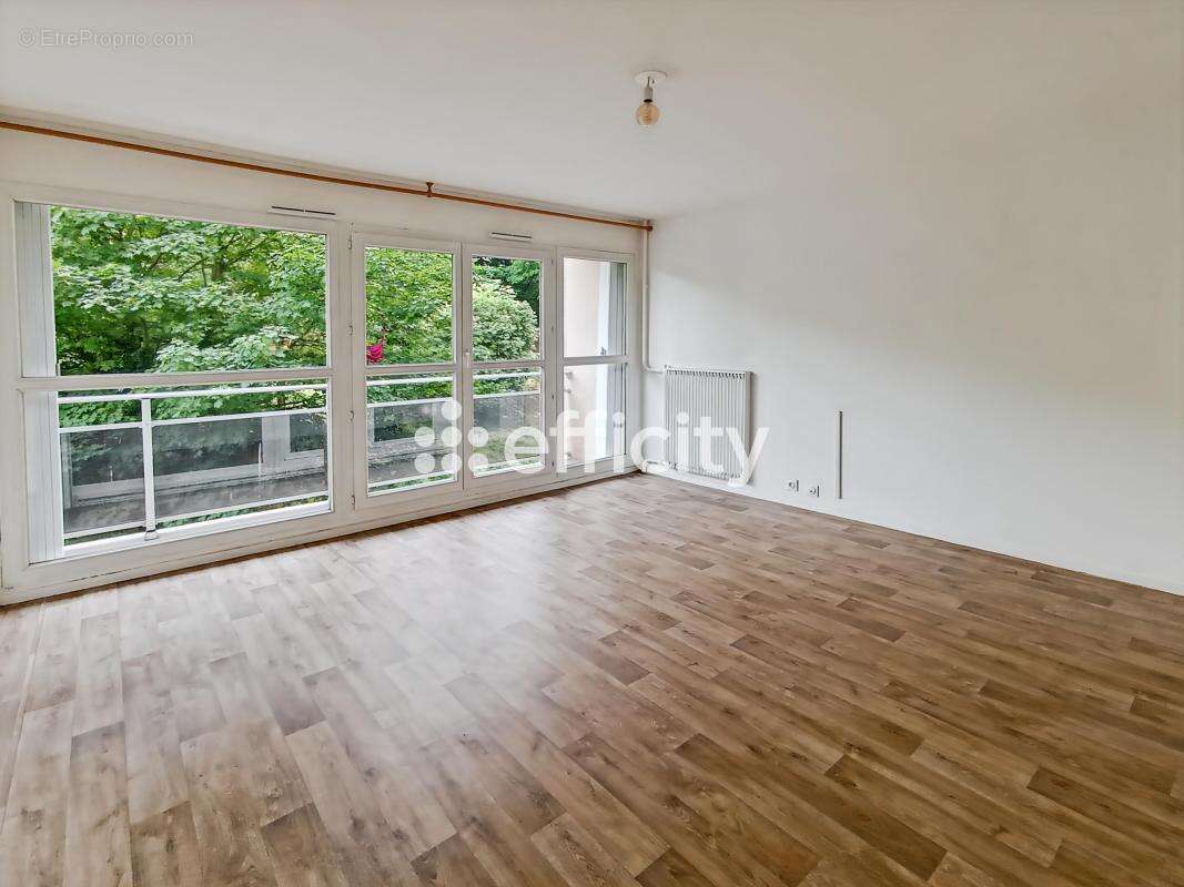 Appartement à LE PETIT-QUEVILLY