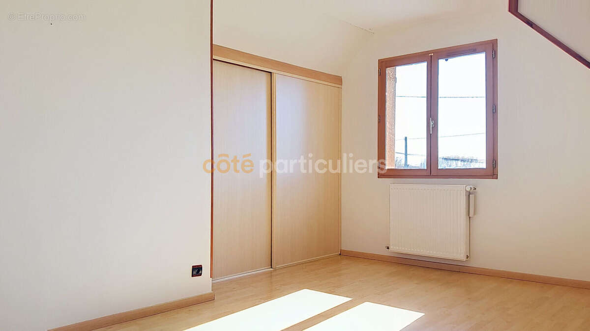 Maison à CORQUILLEROY