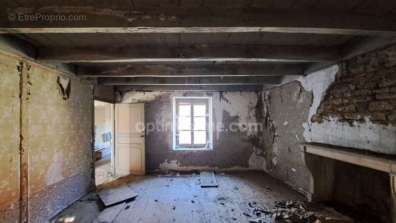 Maison à SOING-CUBRY-CHARENTENAY