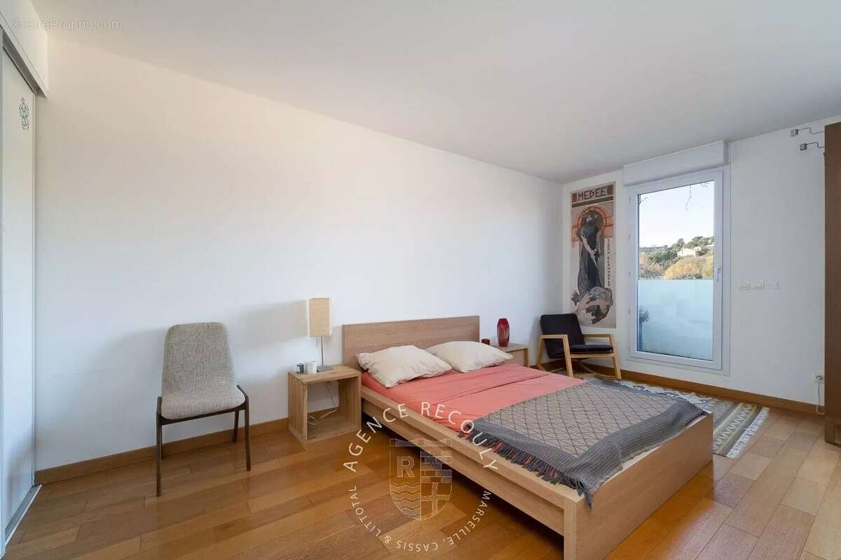 Appartement à MARSEILLE-8E