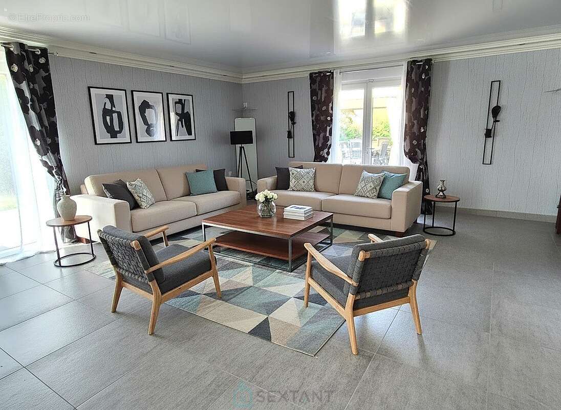 Belles prestations : Maison 5 chambres, garage, piscine, jardin paysagé - photo 5