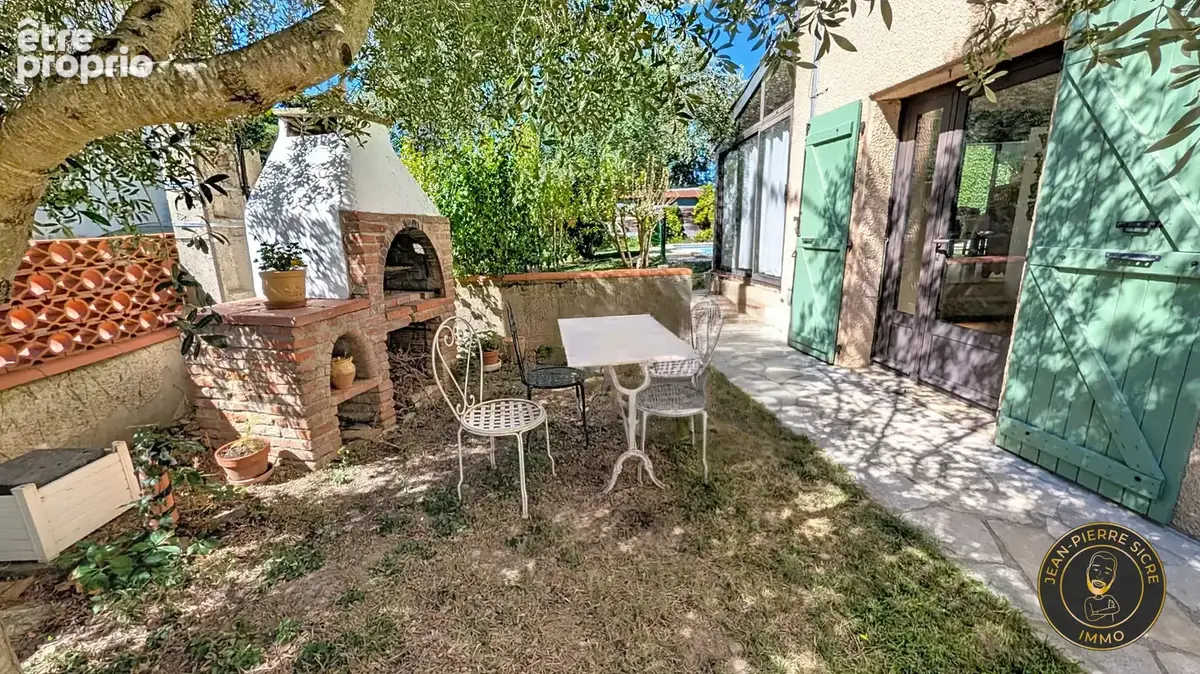 Cintegabelle — Maison de famille de 207 m2 sur trois niveaux, cinq chambres, annexes et piscine, terrain clos - photo 7