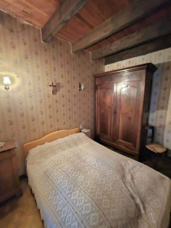 Maison à LACAUNE