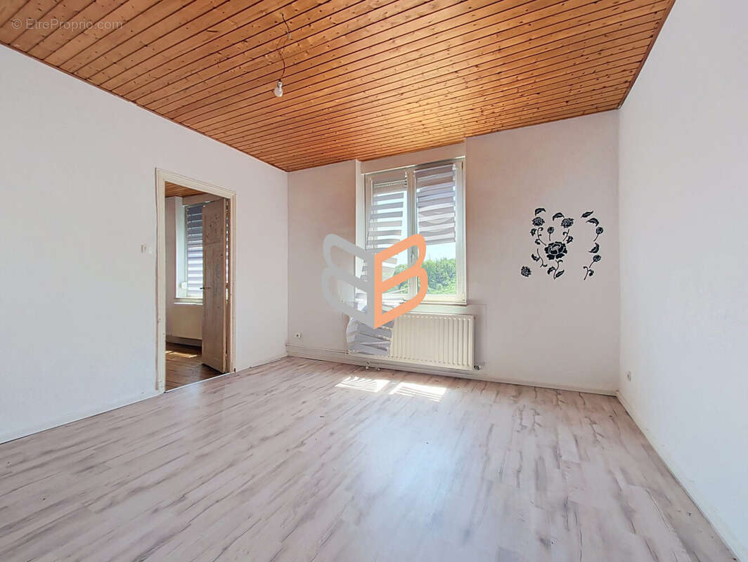 Appartement 158 m² à Ottange  - photo 8