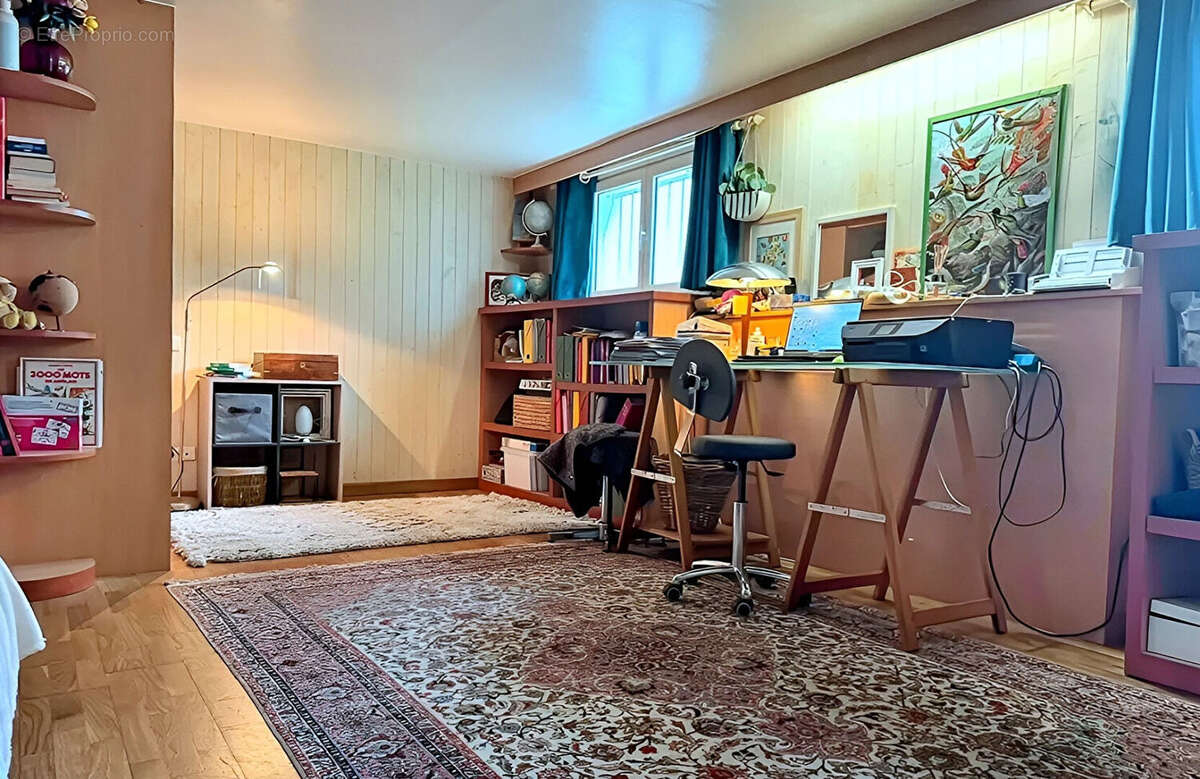 Maison à SAINTRY-SUR-SEINE