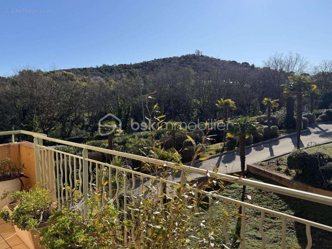 Appartement à LA CROIX-VALMER