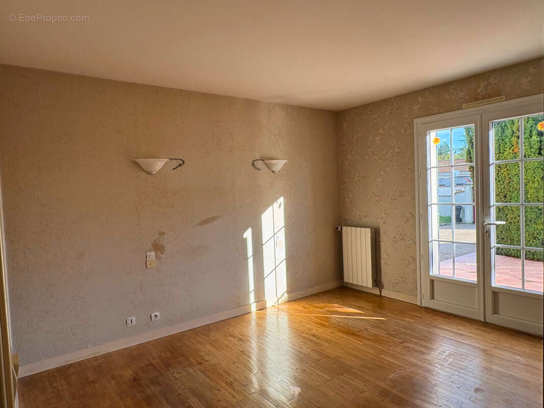 Maison à CHATEAUBERNARD