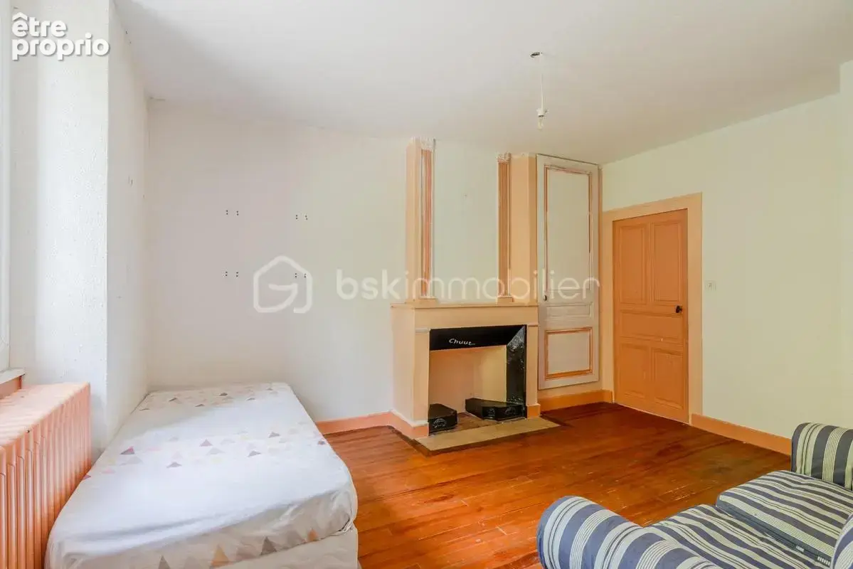 Demeure de caractère en bord de rivière d'Ain – 300 m² habitables – Piscine- IDEAL GRANDE FAMILLE - photo 17