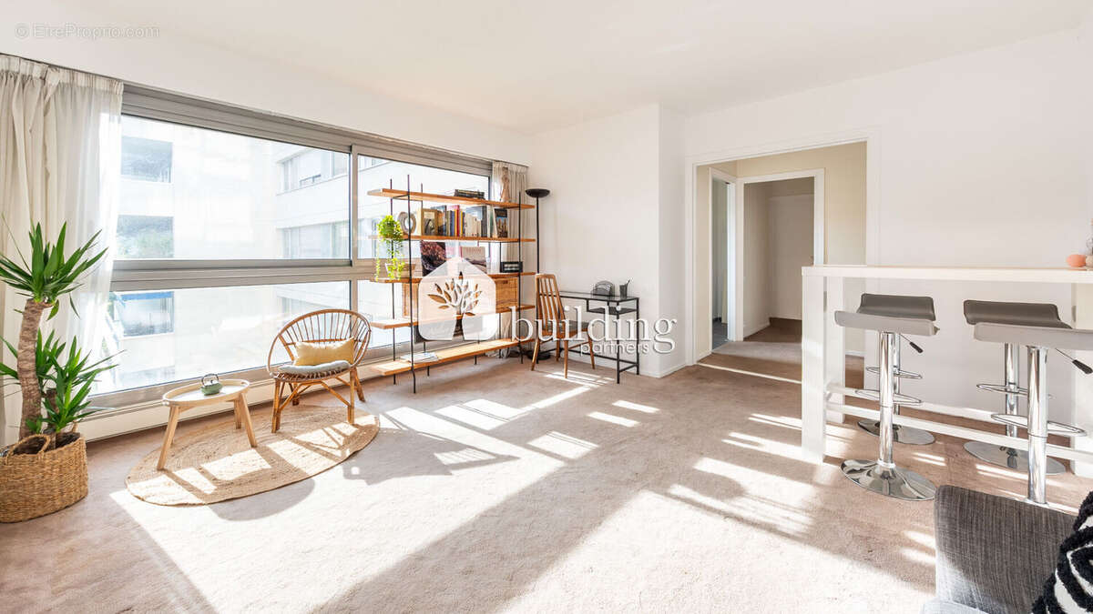 Appartement à NEUILLY-SUR-SEINE