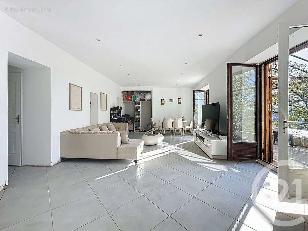 Maison 140 m² à Vienne  - photo 3